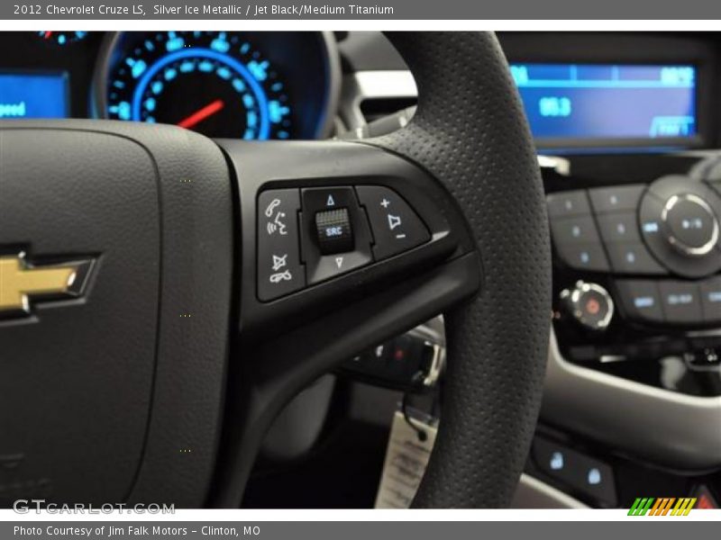 Silver Ice Metallic / Jet Black/Medium Titanium 2012 Chevrolet Cruze LS