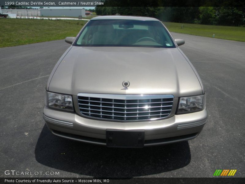 Cashmere / Neutral Shale 1999 Cadillac DeVille Sedan