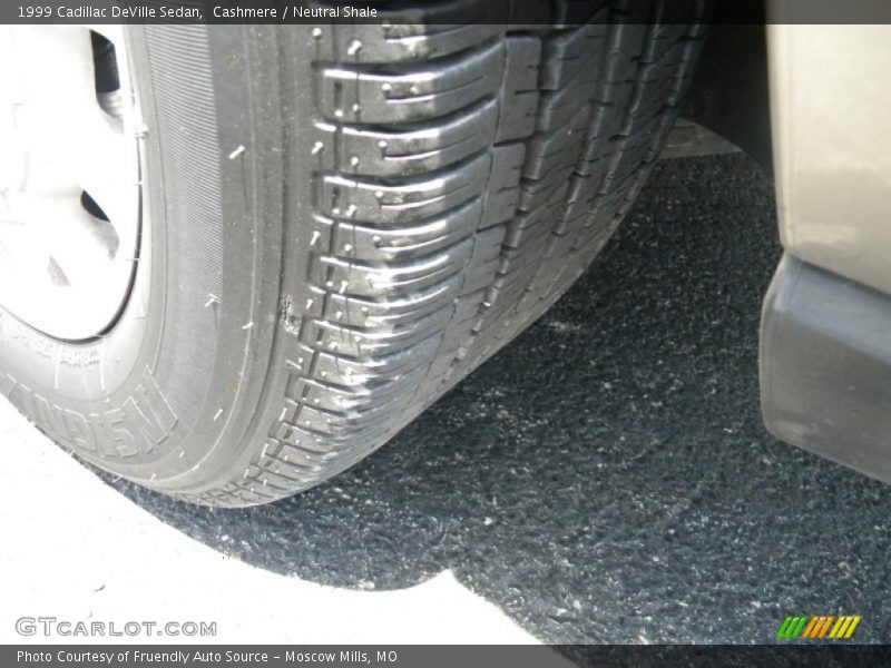 Cashmere / Neutral Shale 1999 Cadillac DeVille Sedan