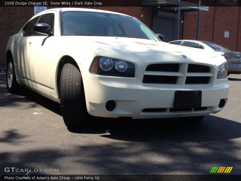 Stone White / Dark Slate Gray 2008 Dodge Charger SE
