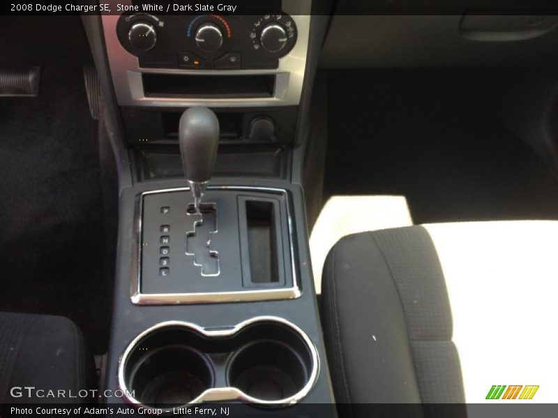 Stone White / Dark Slate Gray 2008 Dodge Charger SE