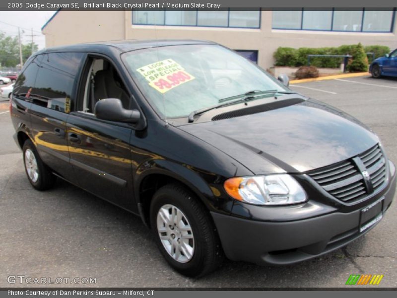 Brilliant Black Crystal Pearl / Medium Slate Gray 2005 Dodge Caravan SE