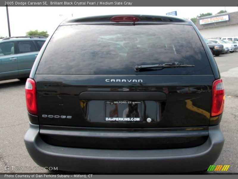 Brilliant Black Crystal Pearl / Medium Slate Gray 2005 Dodge Caravan SE