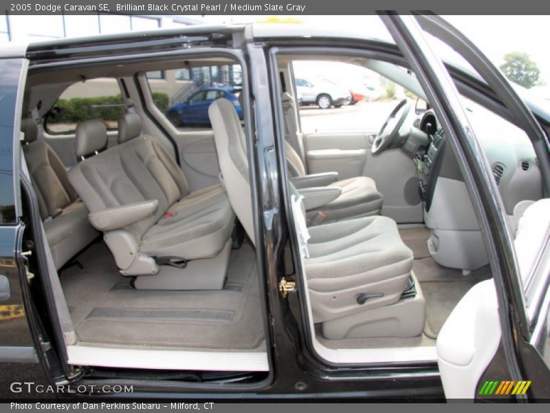 Brilliant Black Crystal Pearl / Medium Slate Gray 2005 Dodge Caravan SE