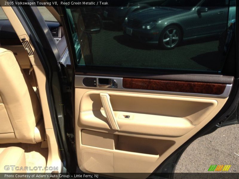 Reed Green Metallic / Teak 2005 Volkswagen Touareg V8