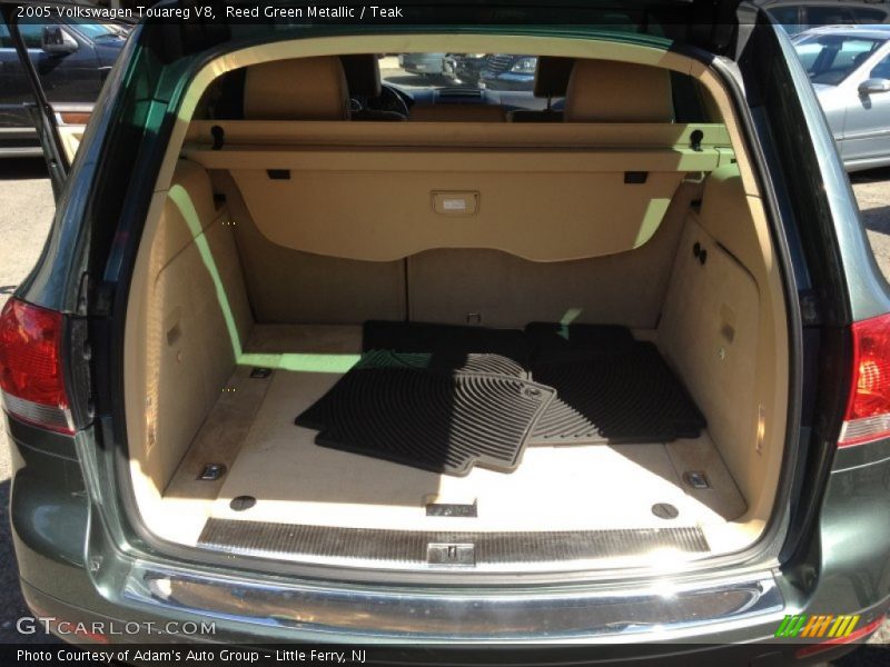 Reed Green Metallic / Teak 2005 Volkswagen Touareg V8