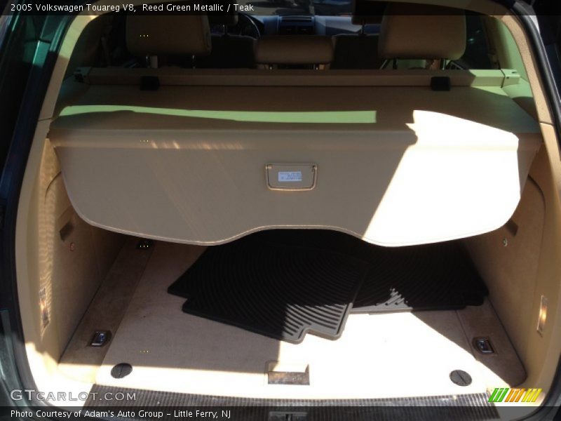 Reed Green Metallic / Teak 2005 Volkswagen Touareg V8