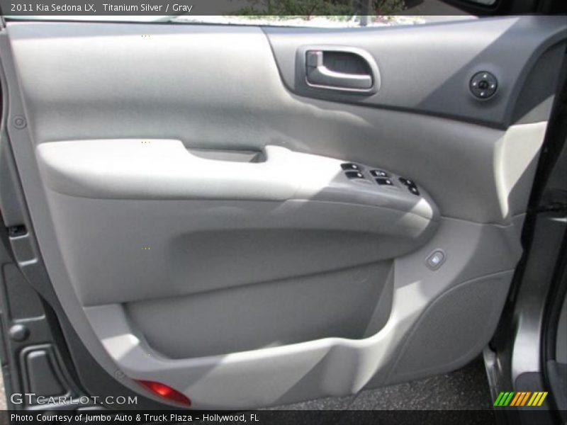 Titanium Silver / Gray 2011 Kia Sedona LX
