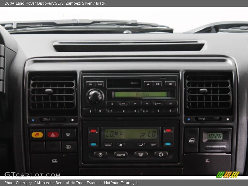 Zambezi Silver / Black 2004 Land Rover Discovery SE7