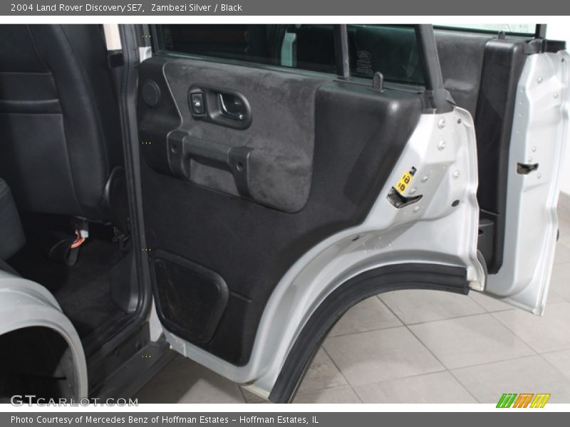 Zambezi Silver / Black 2004 Land Rover Discovery SE7