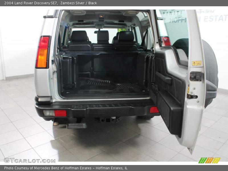 Zambezi Silver / Black 2004 Land Rover Discovery SE7