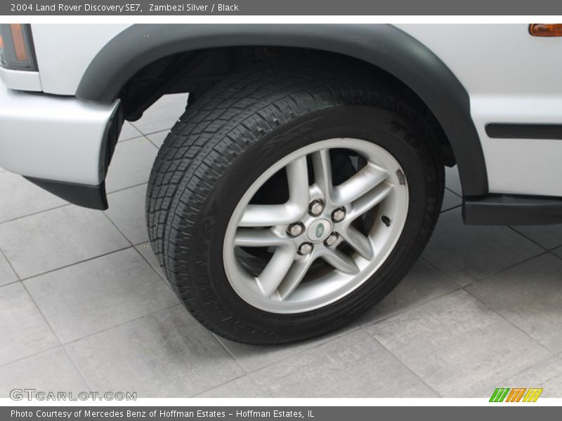 Zambezi Silver / Black 2004 Land Rover Discovery SE7
