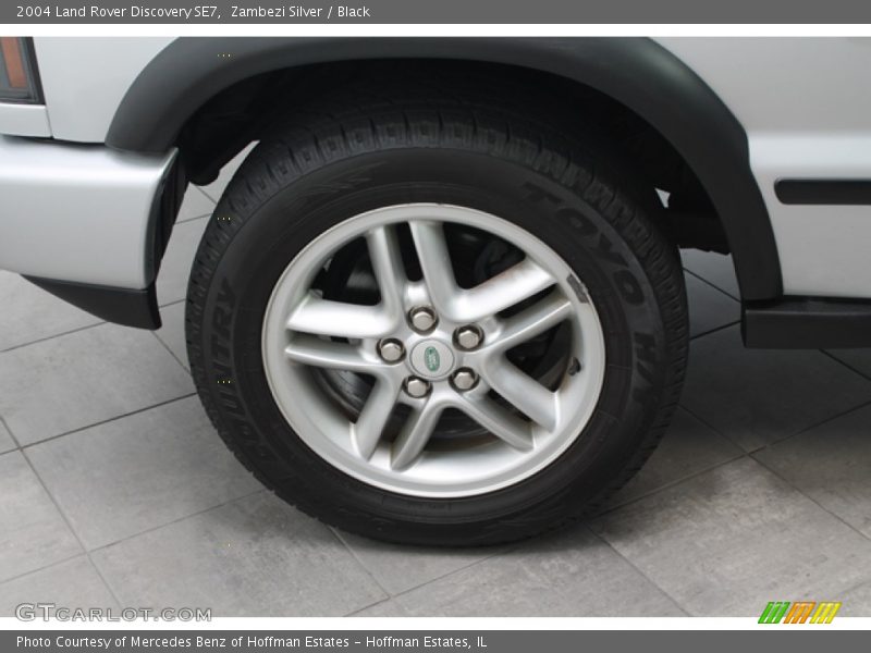 Zambezi Silver / Black 2004 Land Rover Discovery SE7