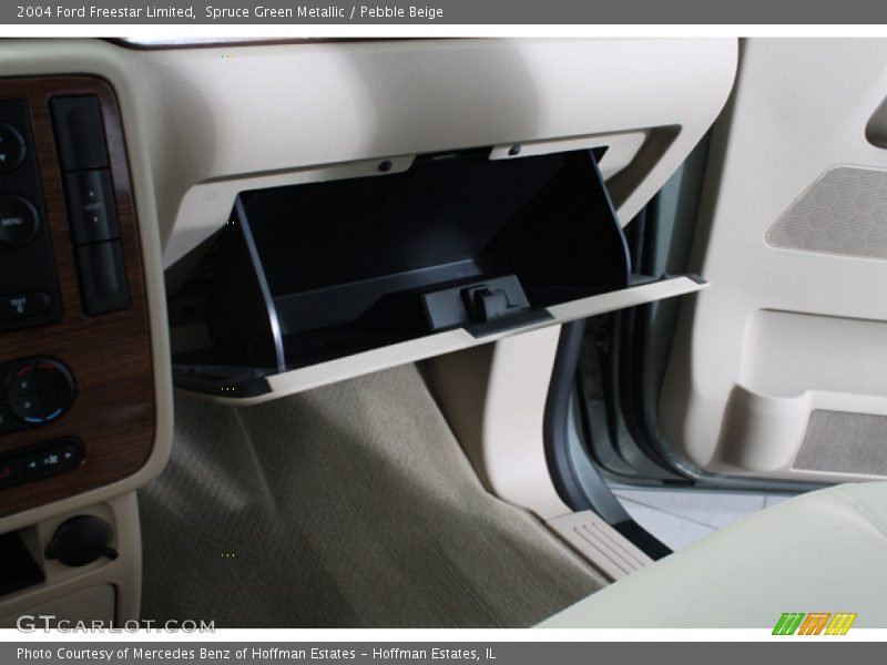 Spruce Green Metallic / Pebble Beige 2004 Ford Freestar Limited