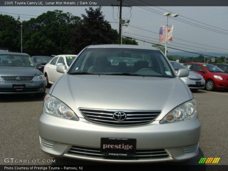 Lunar Mist Metallic / Dark Gray 2005 Toyota Camry LE