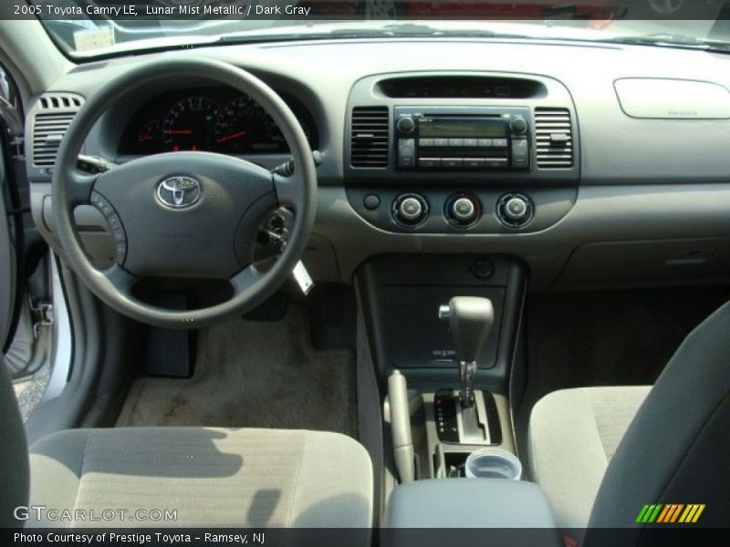 Lunar Mist Metallic / Dark Gray 2005 Toyota Camry LE