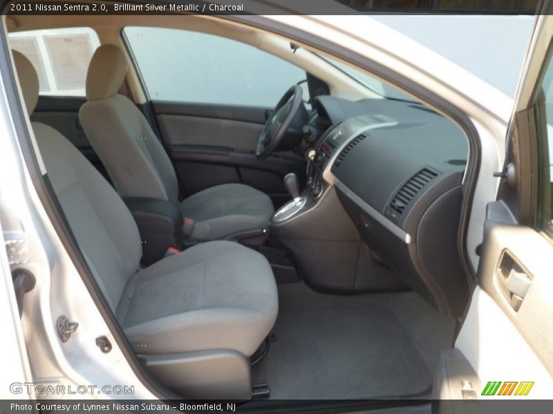 Brilliant Silver Metallic / Charcoal 2011 Nissan Sentra 2.0
