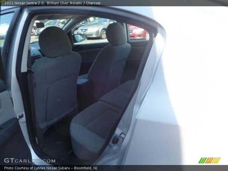Brilliant Silver Metallic / Charcoal 2011 Nissan Sentra 2.0