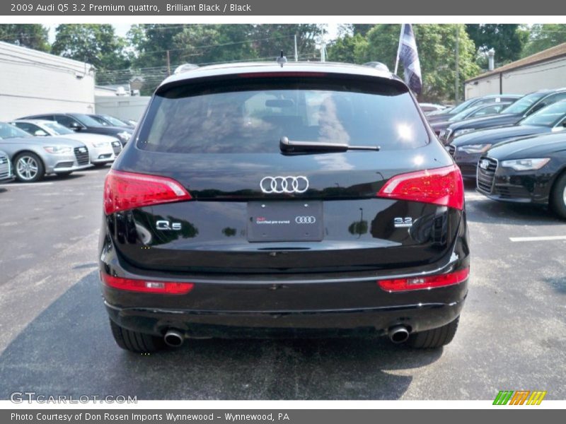 Brilliant Black / Black 2009 Audi Q5 3.2 Premium quattro