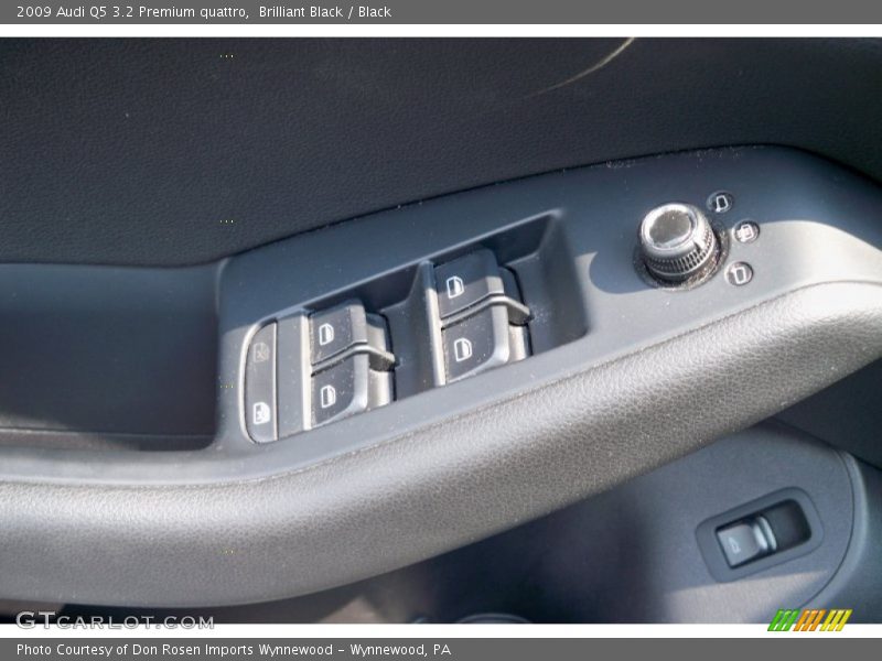 Brilliant Black / Black 2009 Audi Q5 3.2 Premium quattro