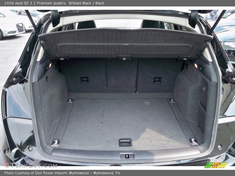 Brilliant Black / Black 2009 Audi Q5 3.2 Premium quattro