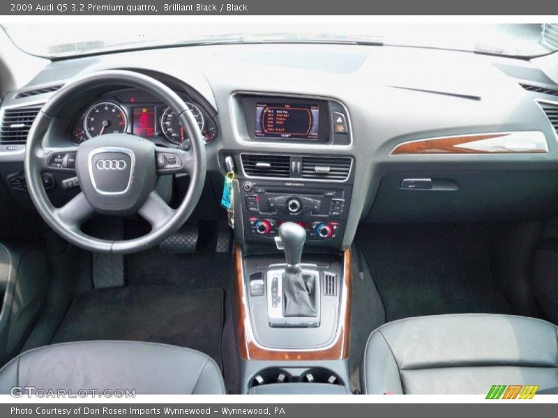 Brilliant Black / Black 2009 Audi Q5 3.2 Premium quattro