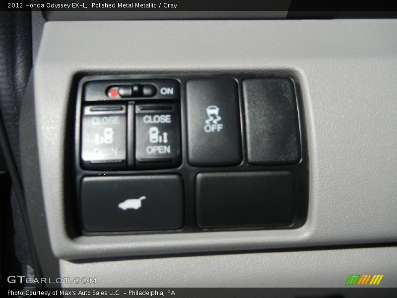 Polished Metal Metallic / Gray 2012 Honda Odyssey EX-L