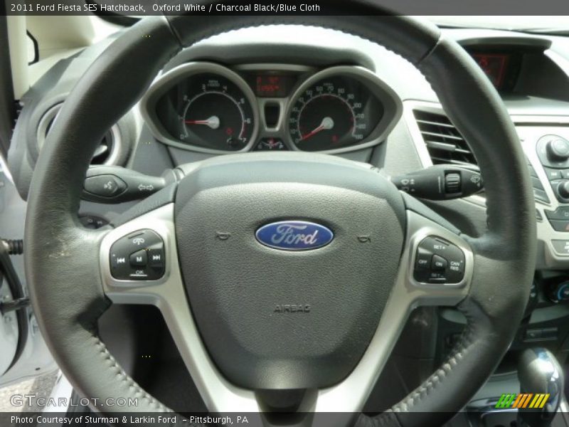 Oxford White / Charcoal Black/Blue Cloth 2011 Ford Fiesta SES Hatchback
