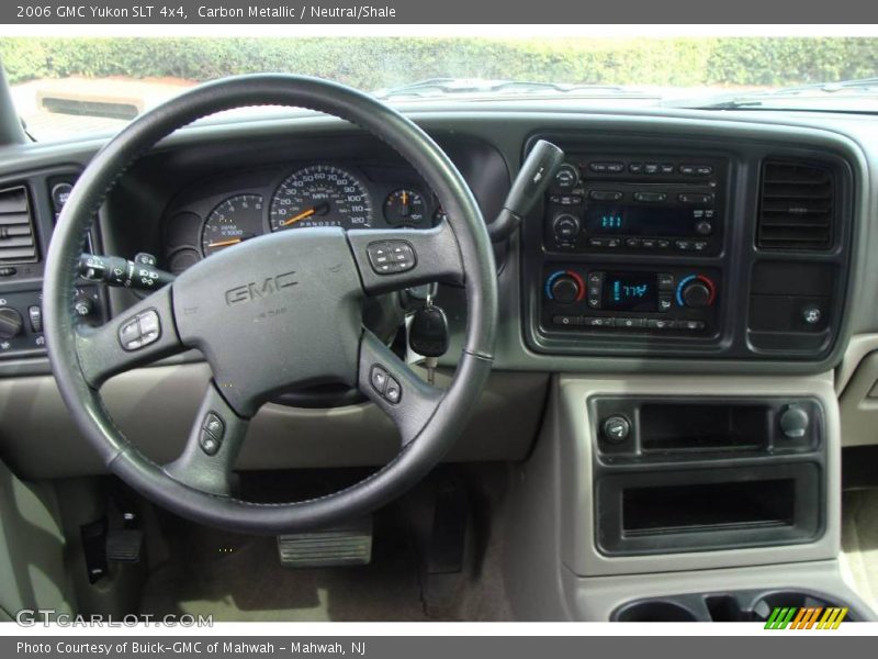 Carbon Metallic / Neutral/Shale 2006 GMC Yukon SLT 4x4