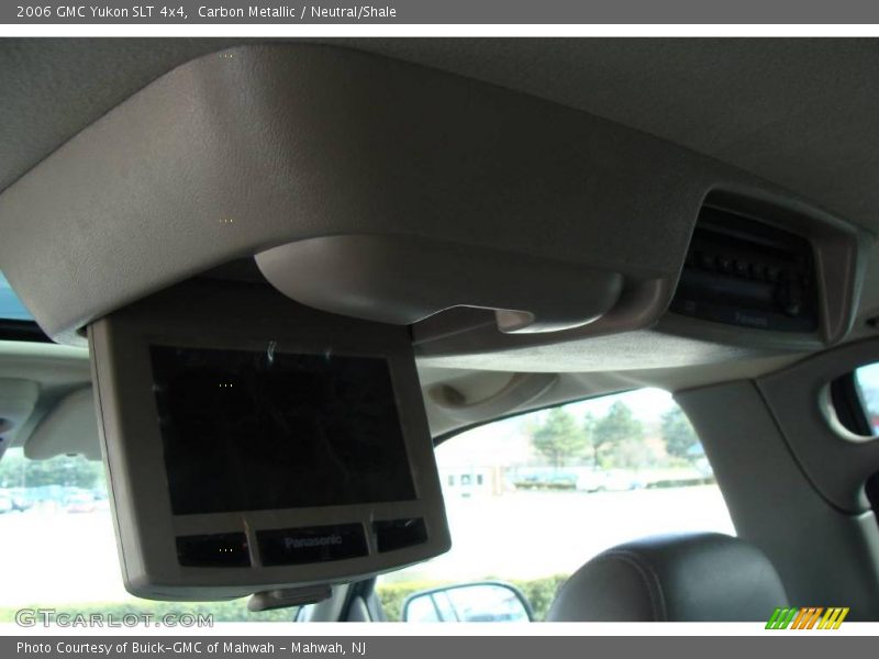 Carbon Metallic / Neutral/Shale 2006 GMC Yukon SLT 4x4
