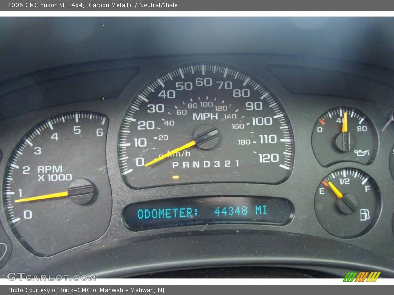 Carbon Metallic / Neutral/Shale 2006 GMC Yukon SLT 4x4