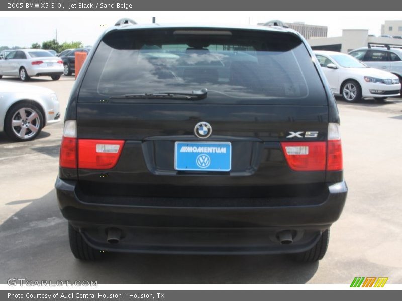 Jet Black / Sand Beige 2005 BMW X5 3.0i