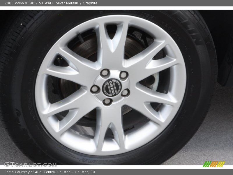 Silver Metallic / Graphite 2005 Volvo XC90 2.5T AWD