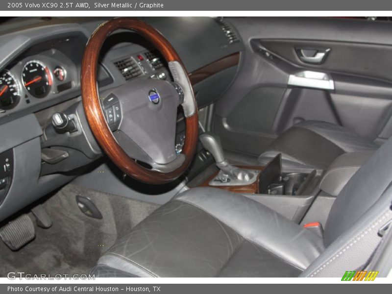 Silver Metallic / Graphite 2005 Volvo XC90 2.5T AWD