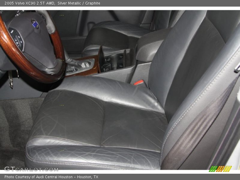 Silver Metallic / Graphite 2005 Volvo XC90 2.5T AWD
