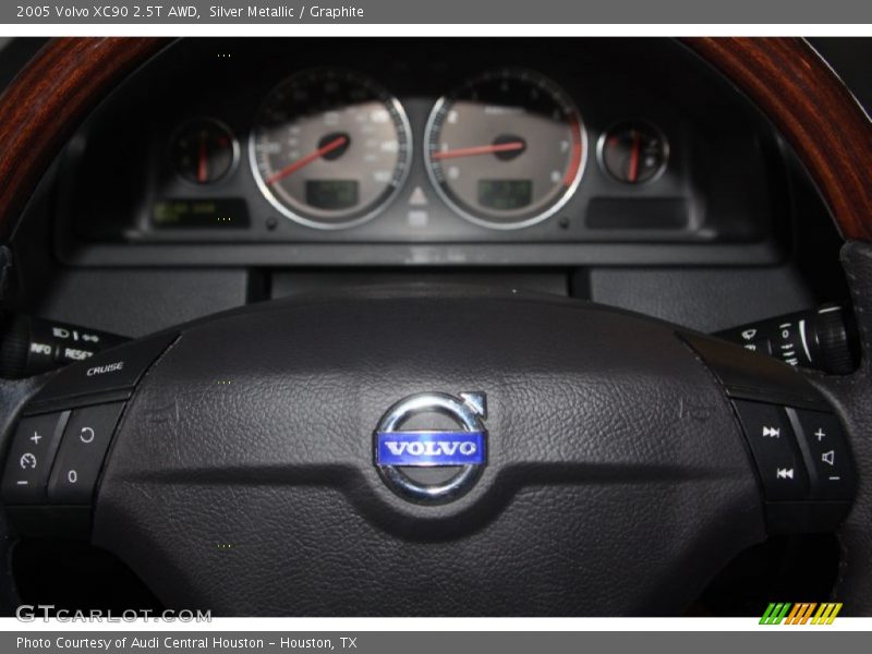 Silver Metallic / Graphite 2005 Volvo XC90 2.5T AWD