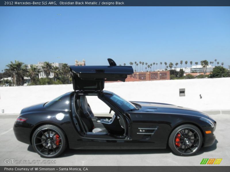 Gullwing doors - 2012 Mercedes-Benz SLS AMG