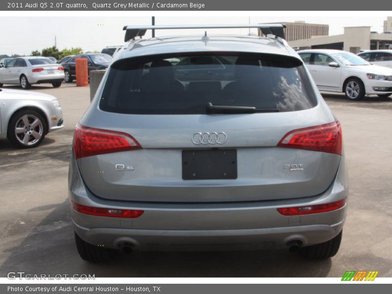 Quartz Grey Metallic / Cardamom Beige 2011 Audi Q5 2.0T quattro
