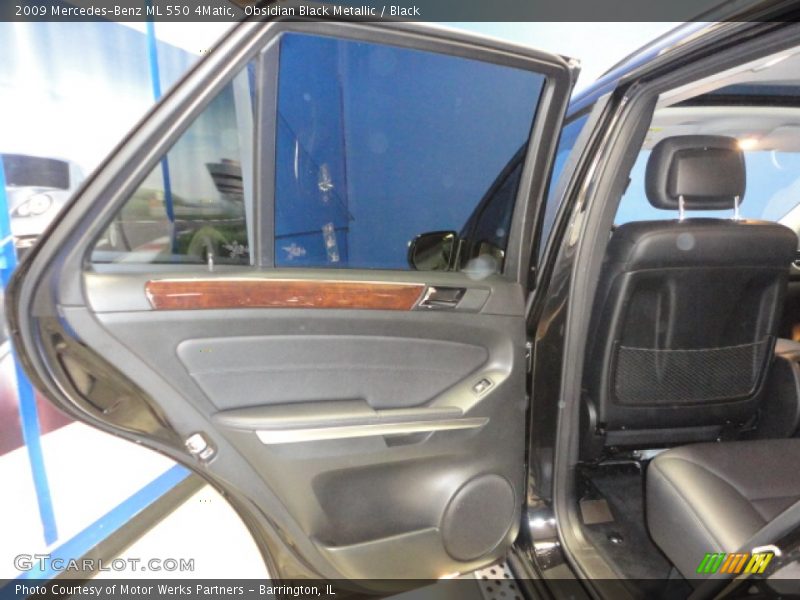 Obsidian Black Metallic / Black 2009 Mercedes-Benz ML 550 4Matic