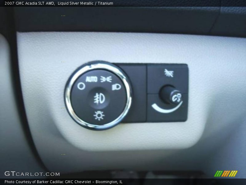 Liquid Silver Metallic / Titanium 2007 GMC Acadia SLT AWD