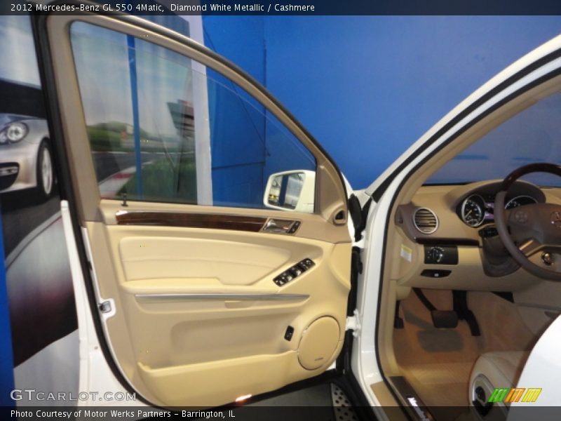 Diamond White Metallic / Cashmere 2012 Mercedes-Benz GL 550 4Matic