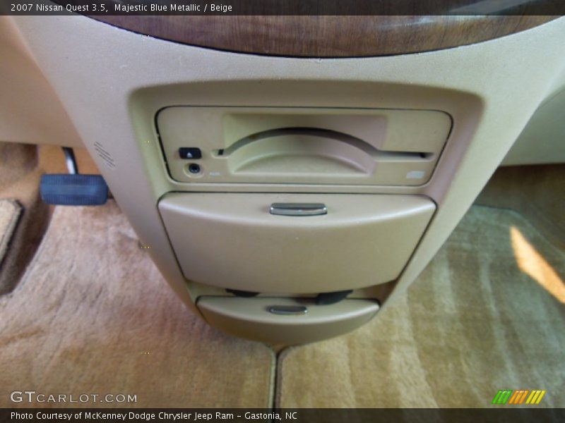Majestic Blue Metallic / Beige 2007 Nissan Quest 3.5