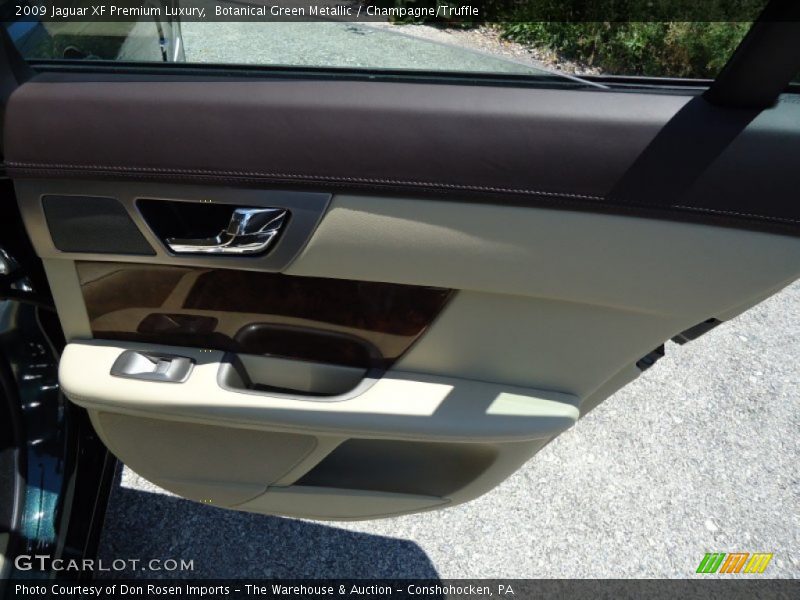 Botanical Green Metallic / Champagne/Truffle 2009 Jaguar XF Premium Luxury