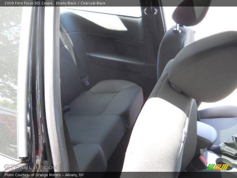 Ebony Black / Charcoal Black 2009 Ford Focus SES Coupe