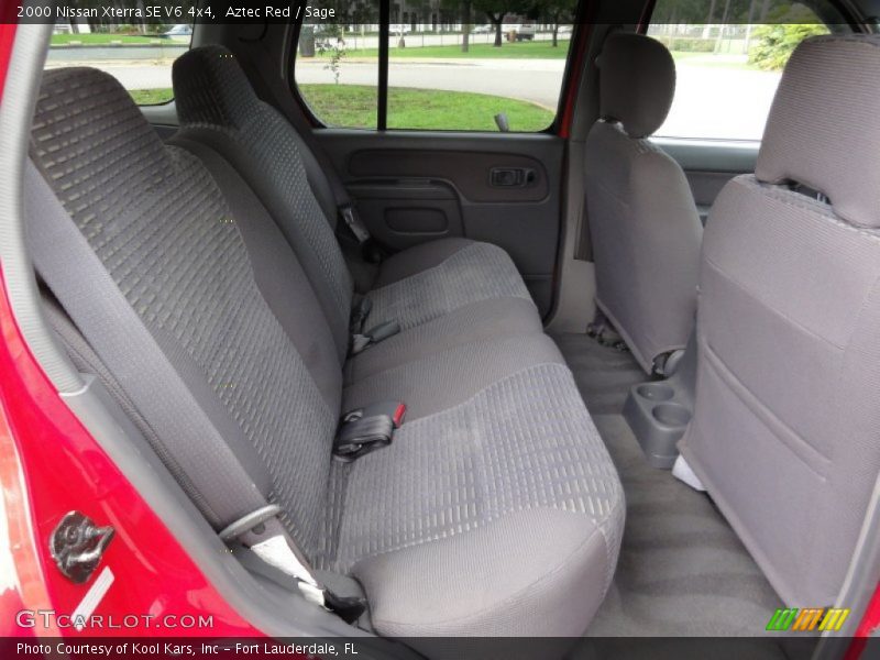 Rear Seat of 2000 Xterra SE V6 4x4