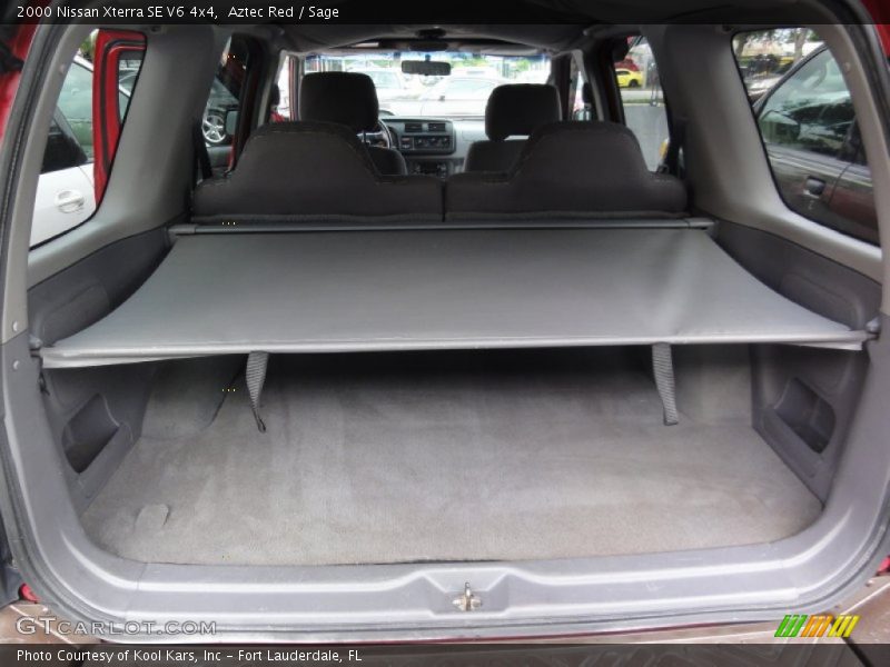  2000 Xterra SE V6 4x4 Trunk
