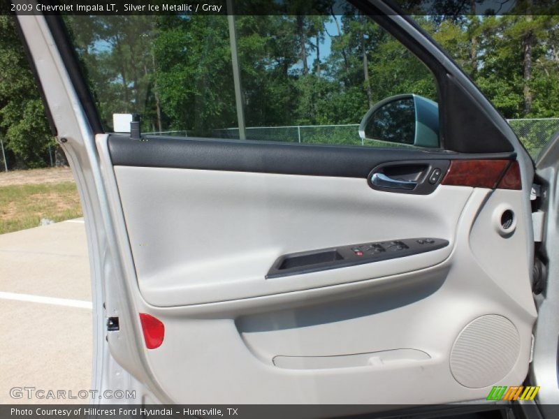 Silver Ice Metallic / Gray 2009 Chevrolet Impala LT