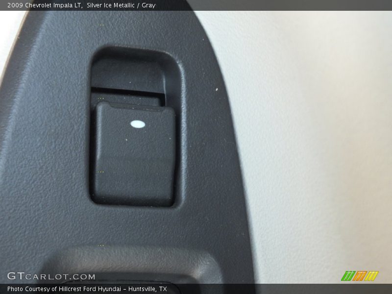 Silver Ice Metallic / Gray 2009 Chevrolet Impala LT