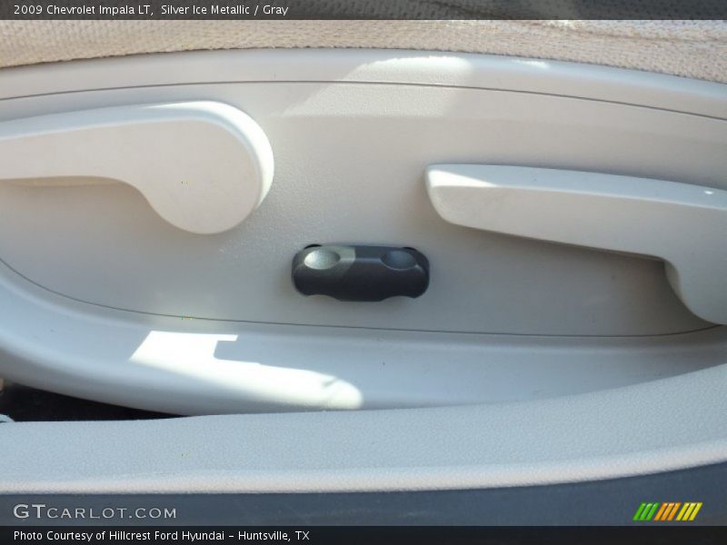 Silver Ice Metallic / Gray 2009 Chevrolet Impala LT