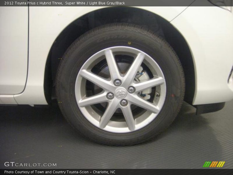 Super White / Light Blue Gray/Black 2012 Toyota Prius c Hybrid Three